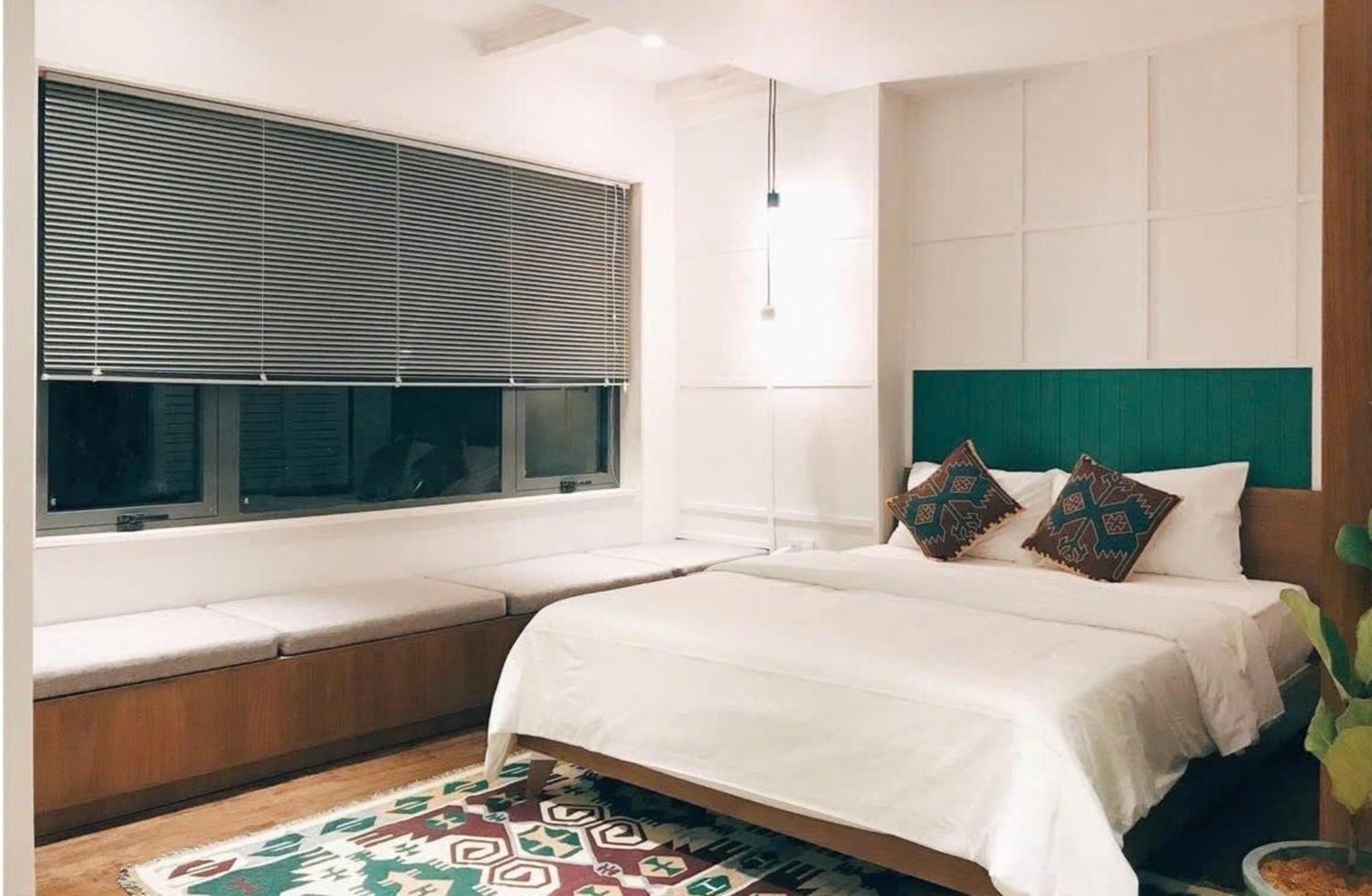 Superior Queen Room,1743407461:JPEG