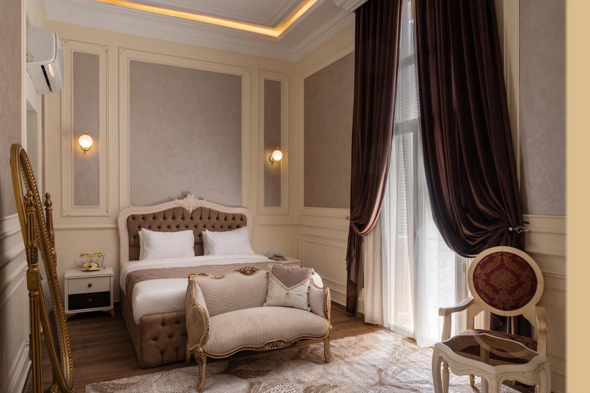 Suite with Balcony