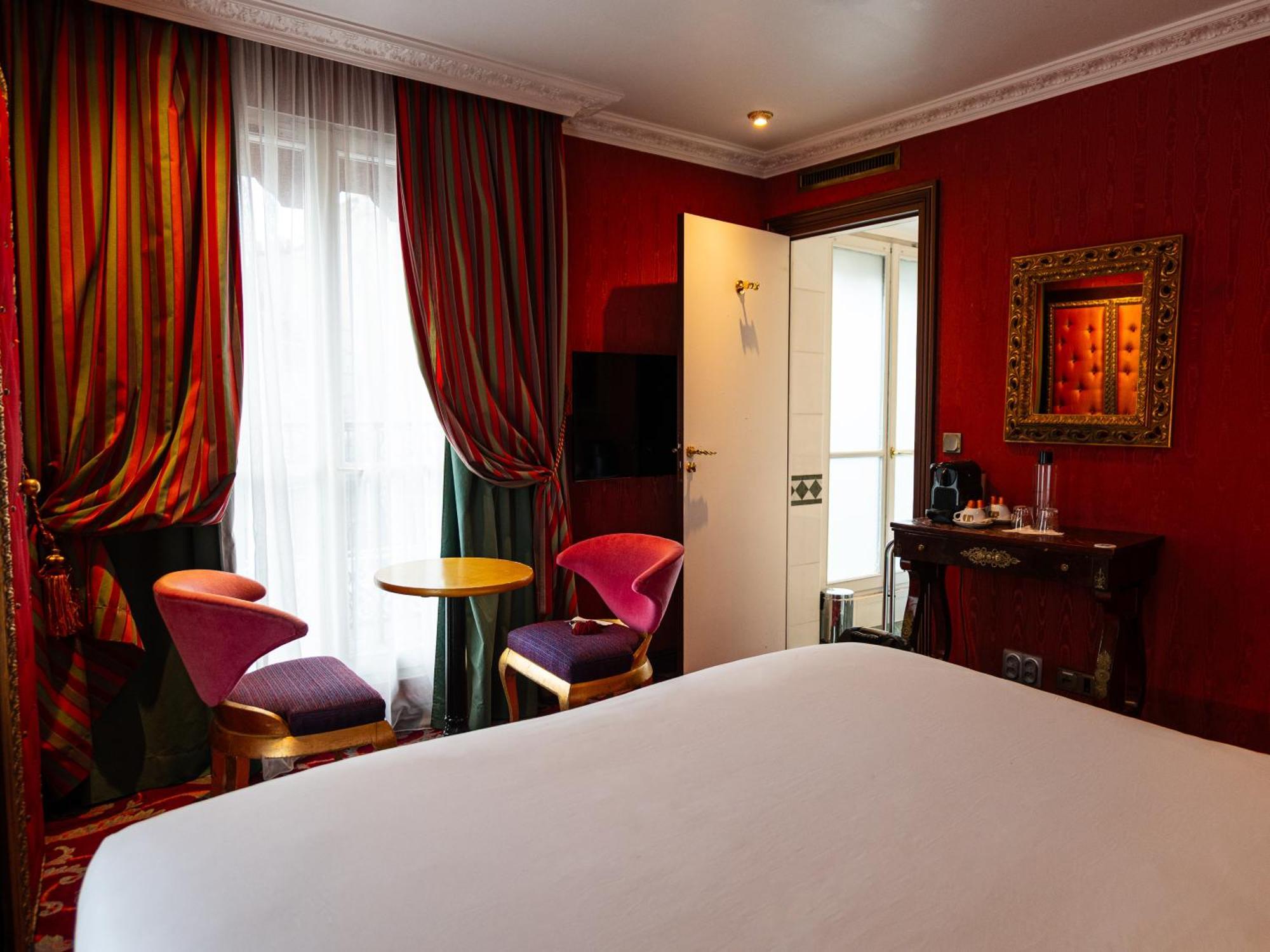 Classic Double Room
