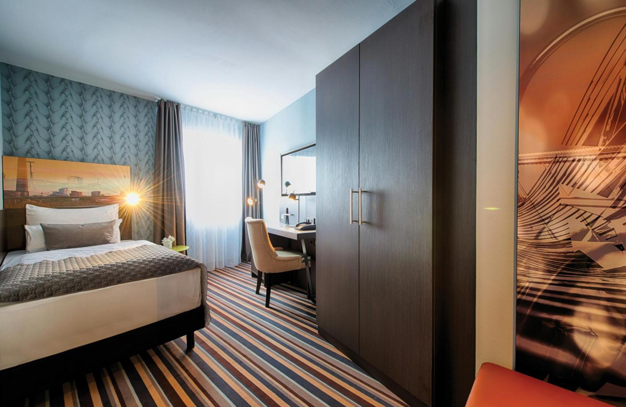 Economy Single Room