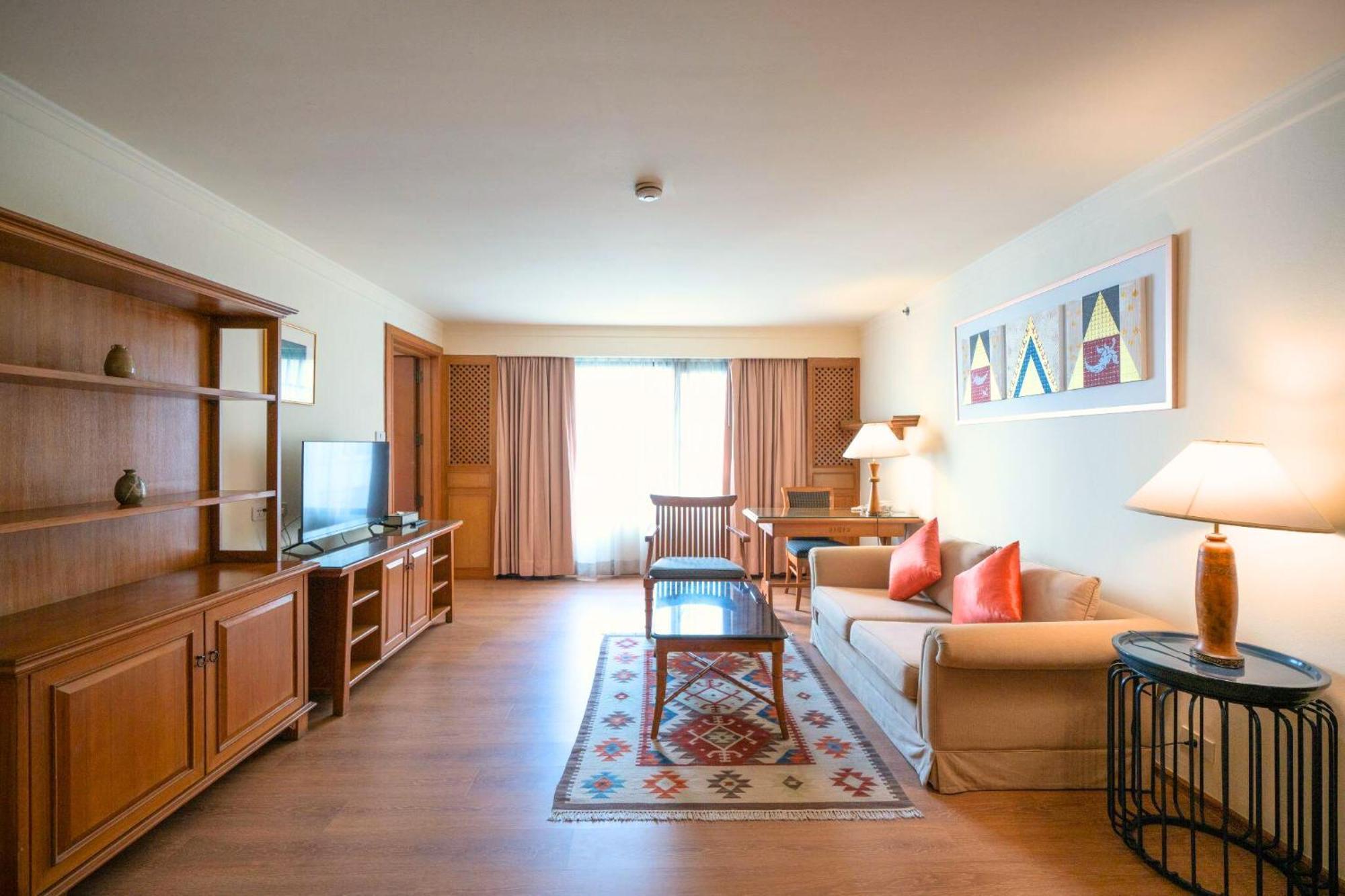 One-Bedroom Suite