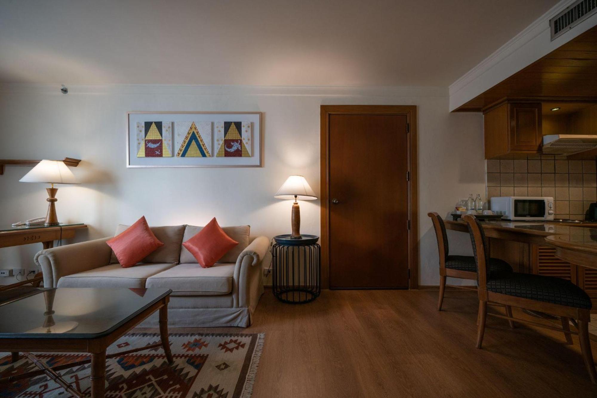 Two-Bedroom Suite