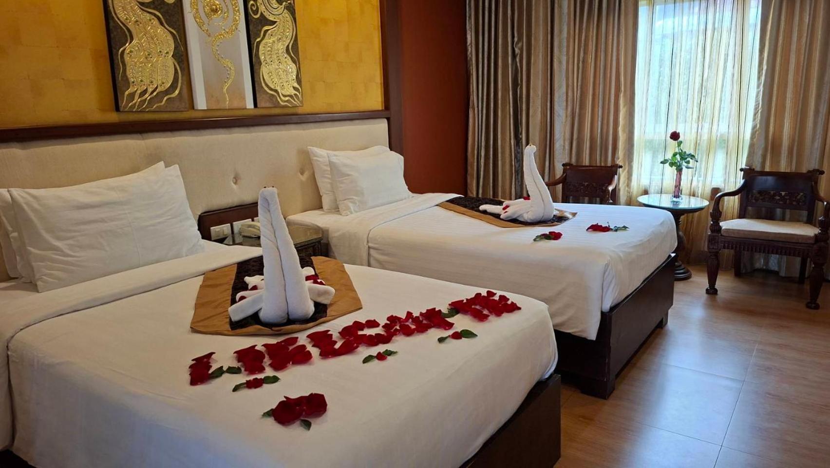 Deluxe Twin Room