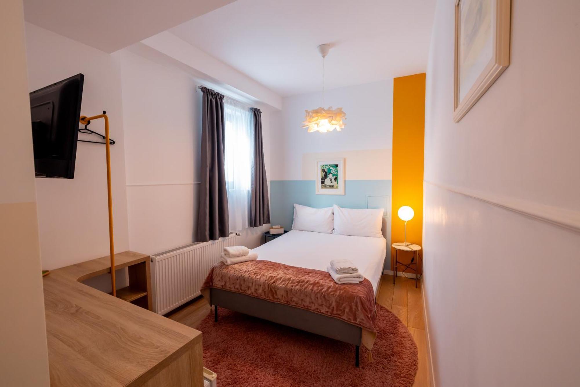Cozy Double Room