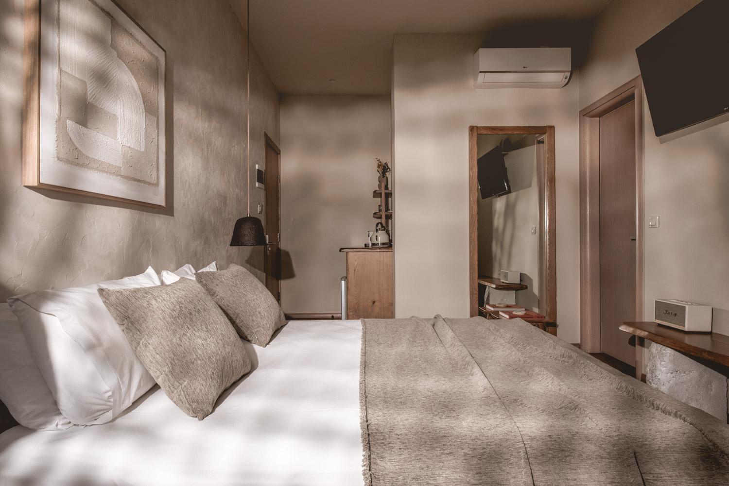 Double Room,1766013777:JPEG