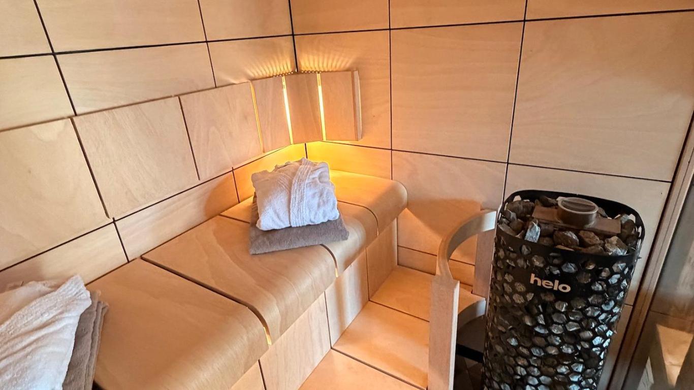 Suite with Balcony