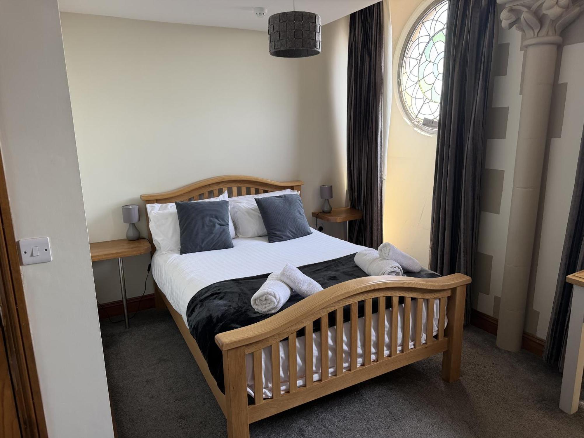 Deluxe Double Room with Shower