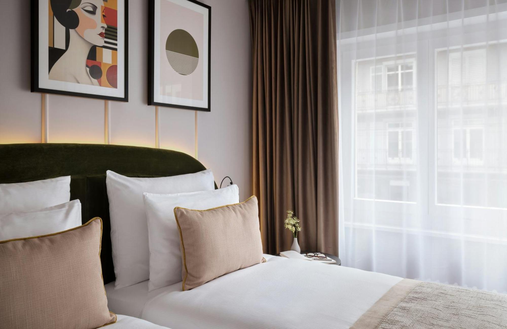 Superior Plus Twin Room