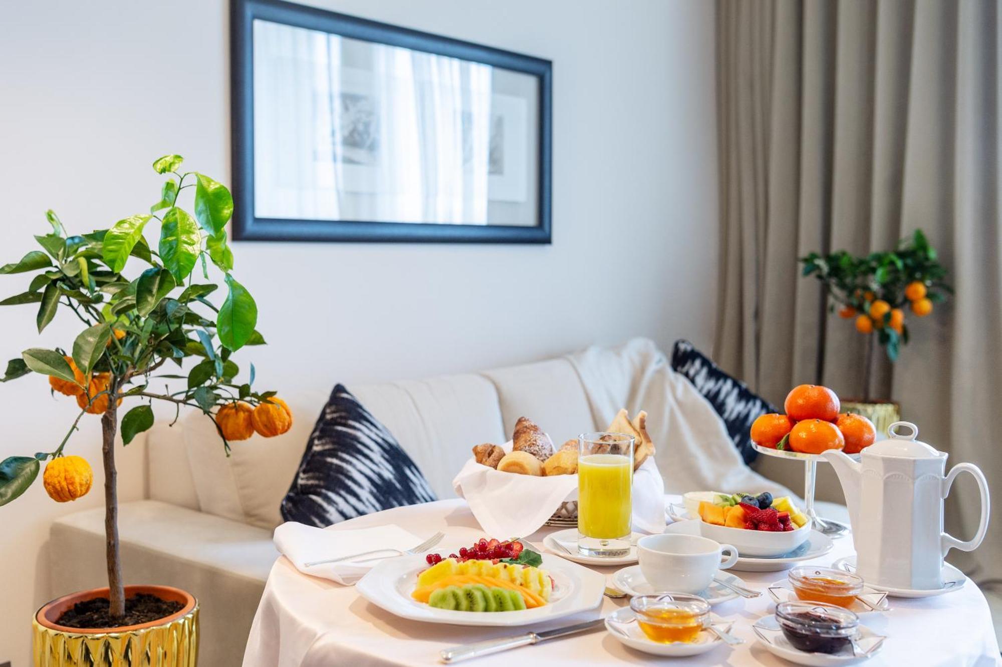 Superior King Suite