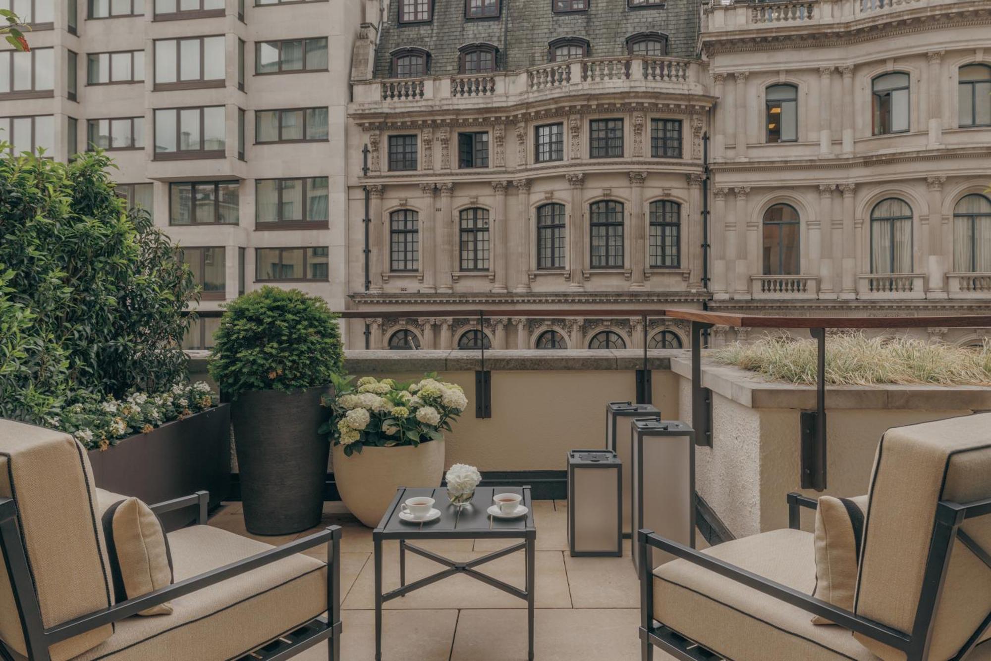 Grand Terrace Suite