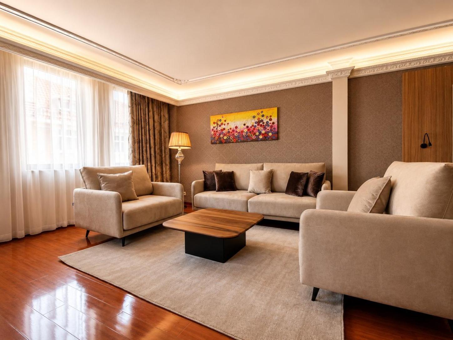 Luxury Suite