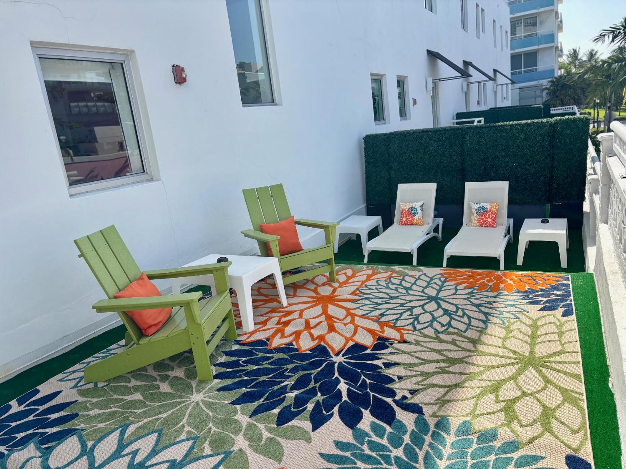 Studio with Terrace