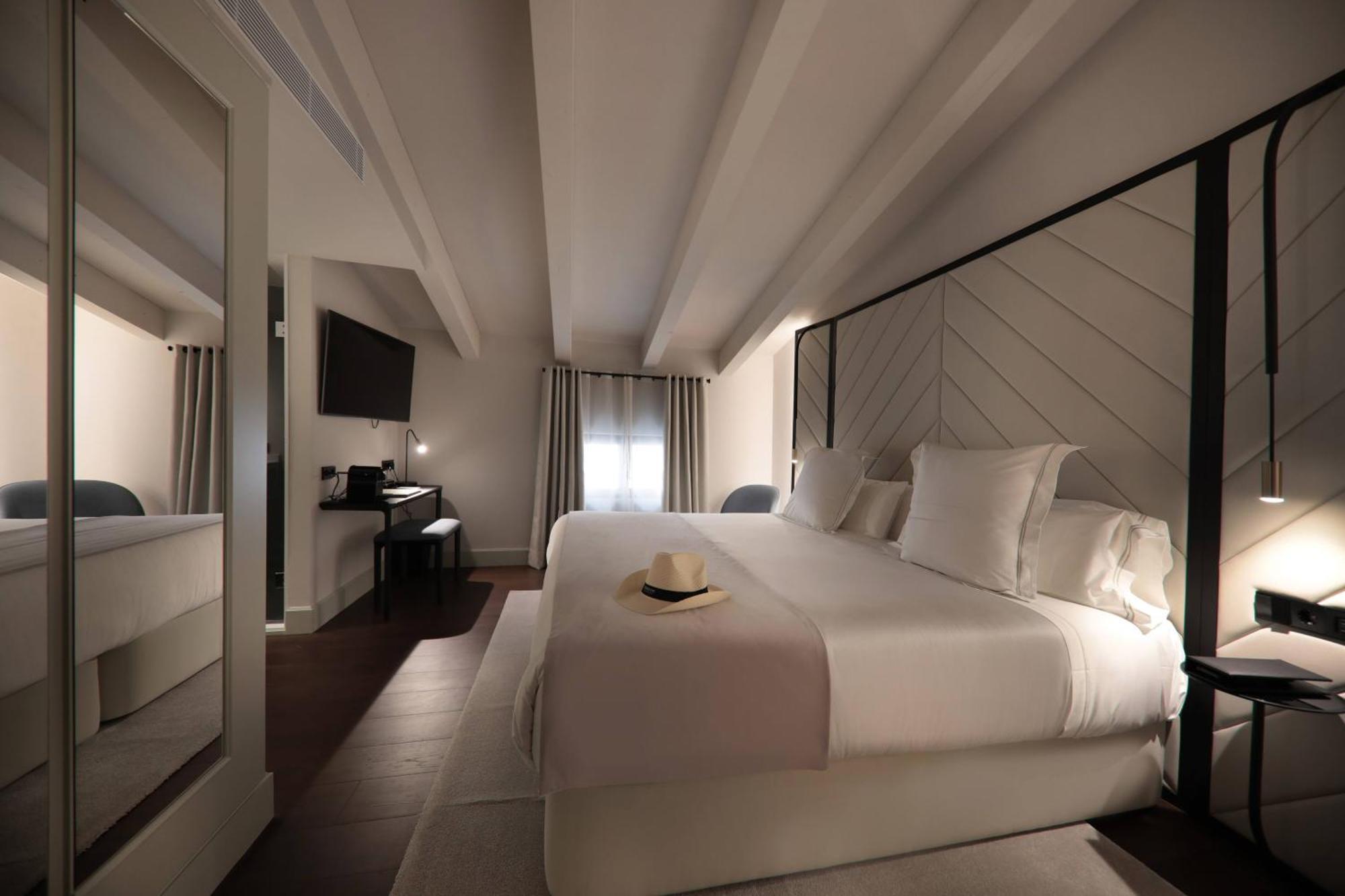 Style Room,1774544173:JPEG
