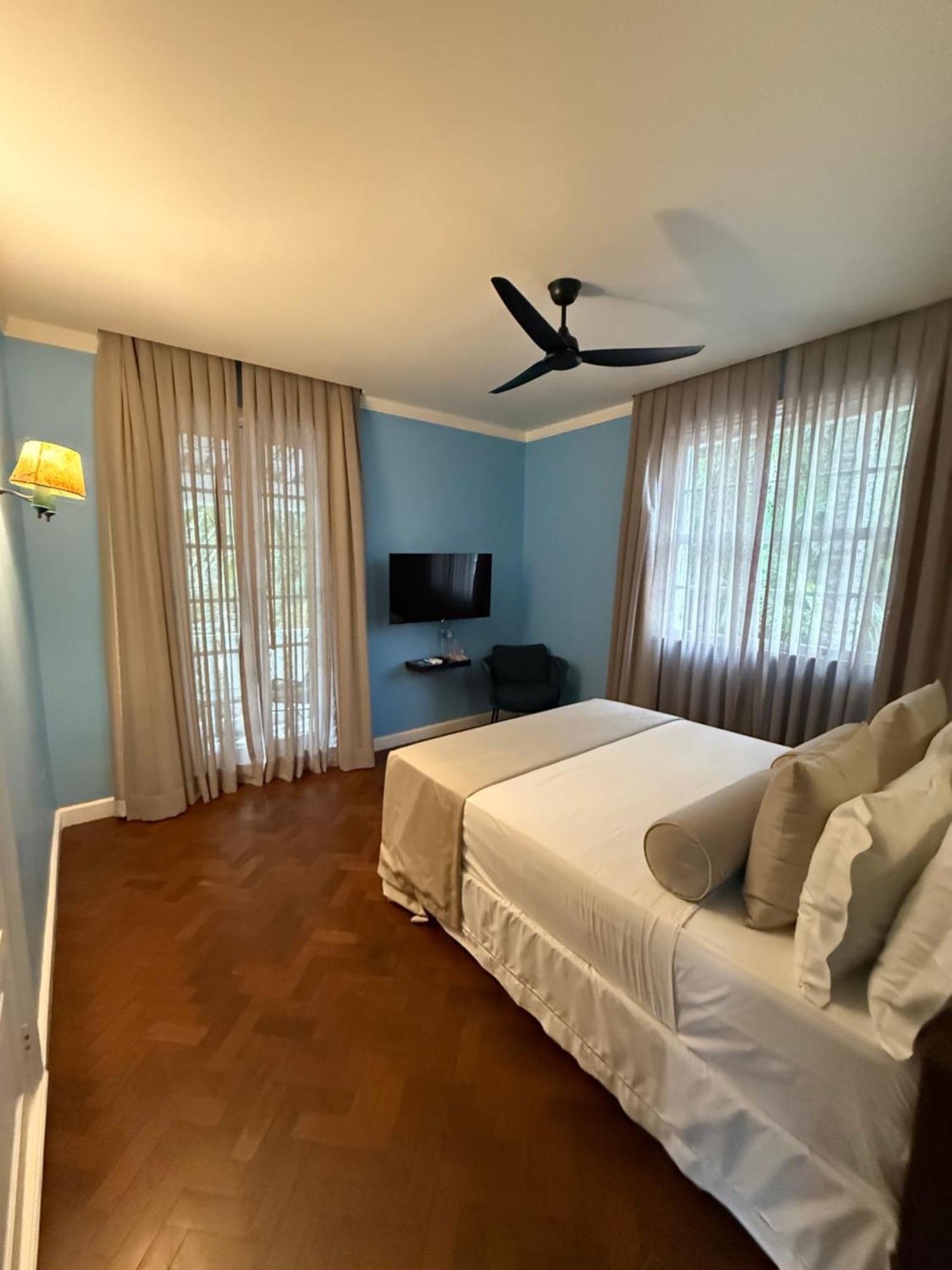 Standard Suite