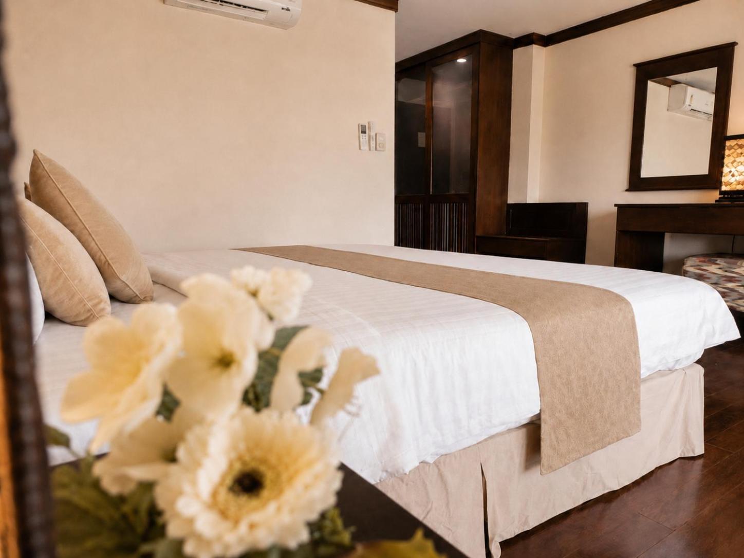 Deluxe Double or Twin Room Balcony