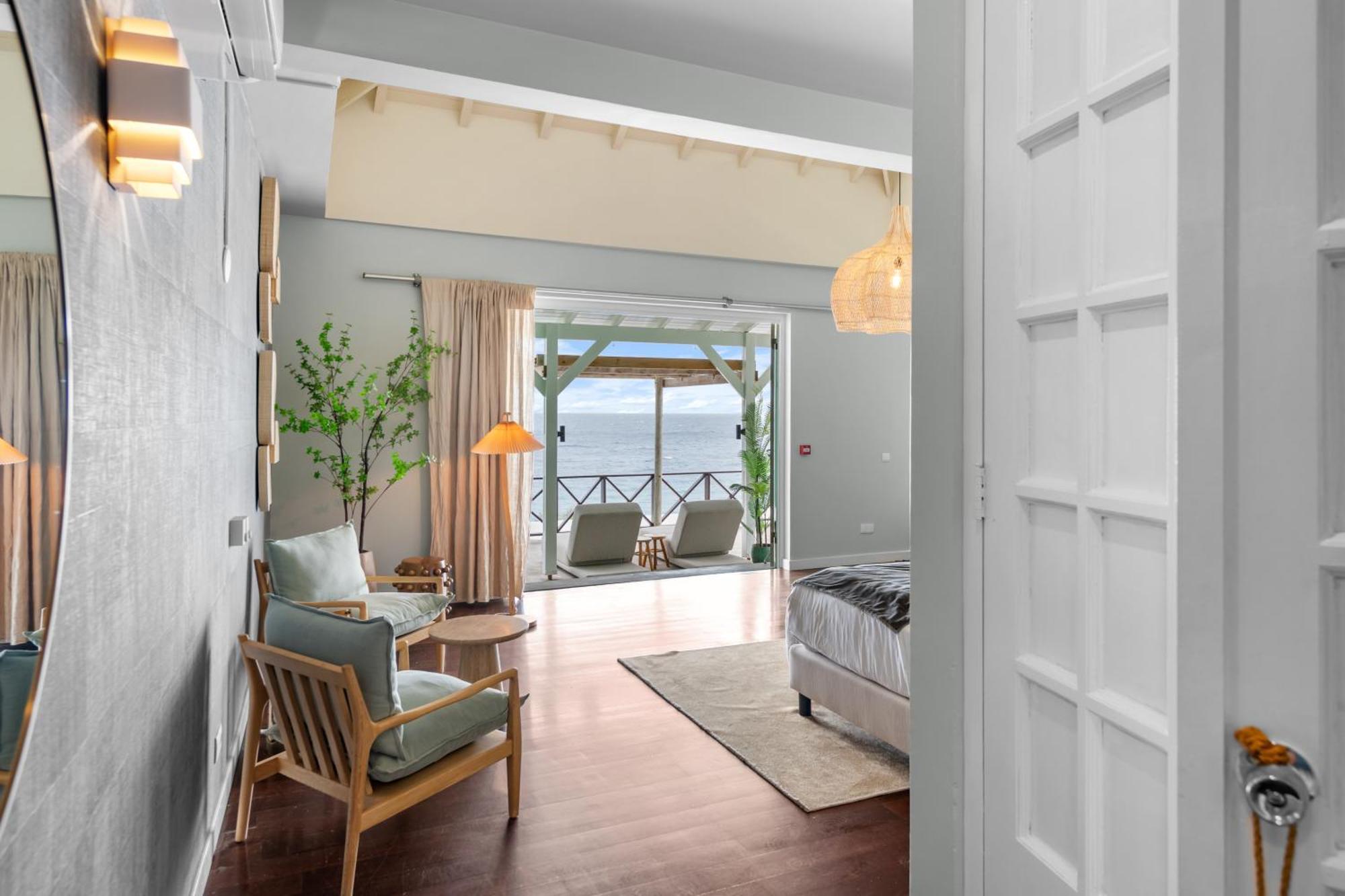 Superior Suite Ocean Front