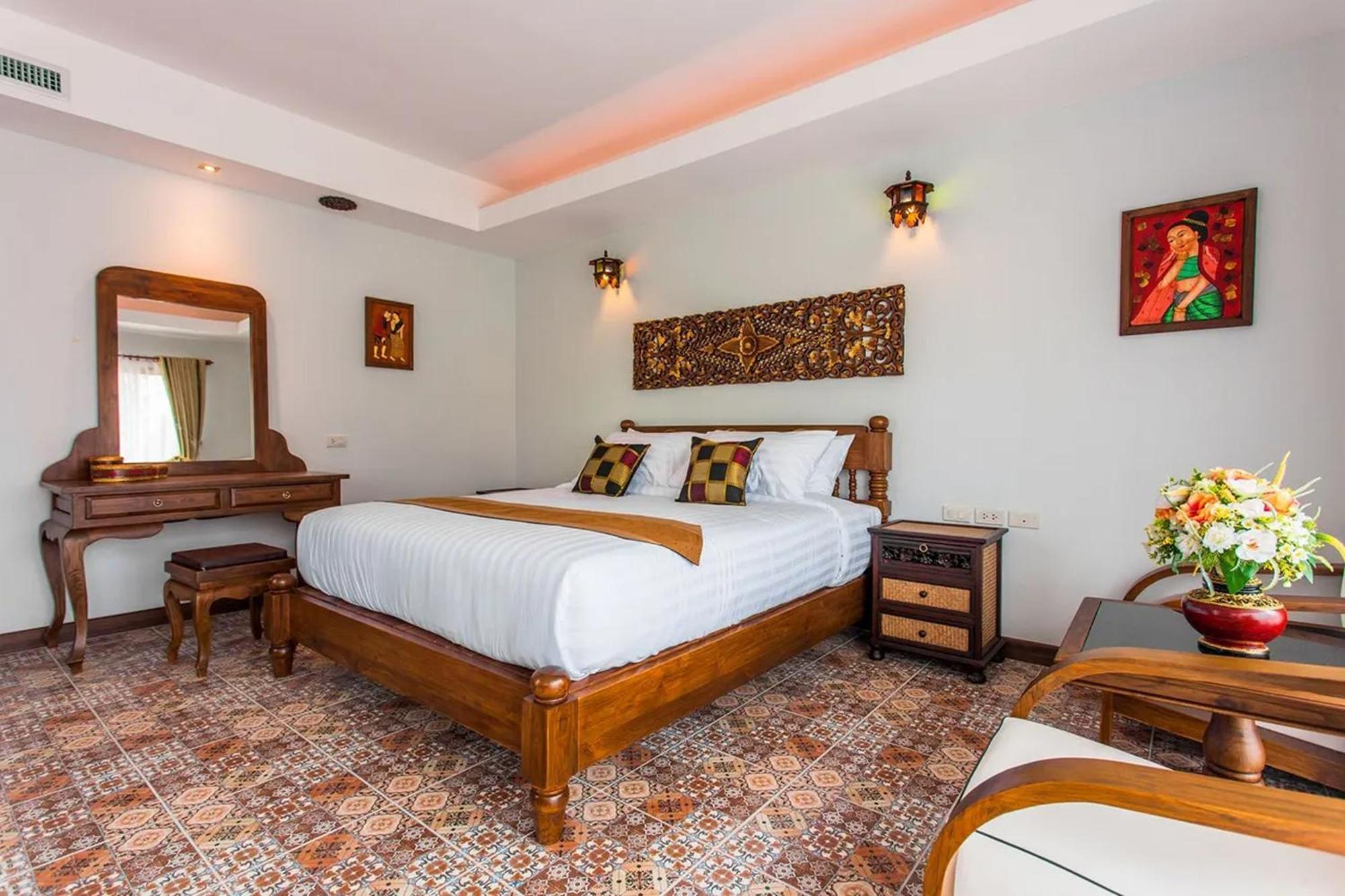 Superior King Room