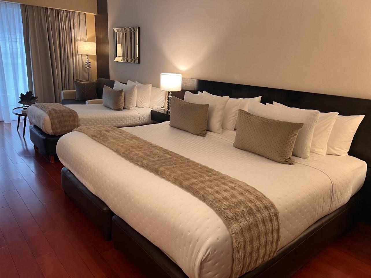 Glam Suite