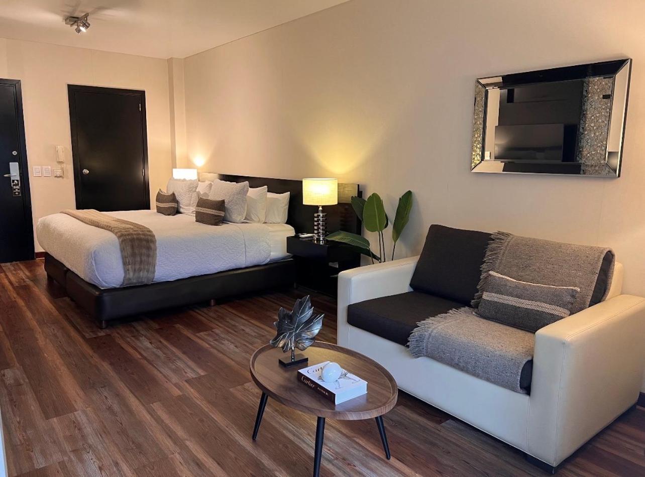 Glam Suite