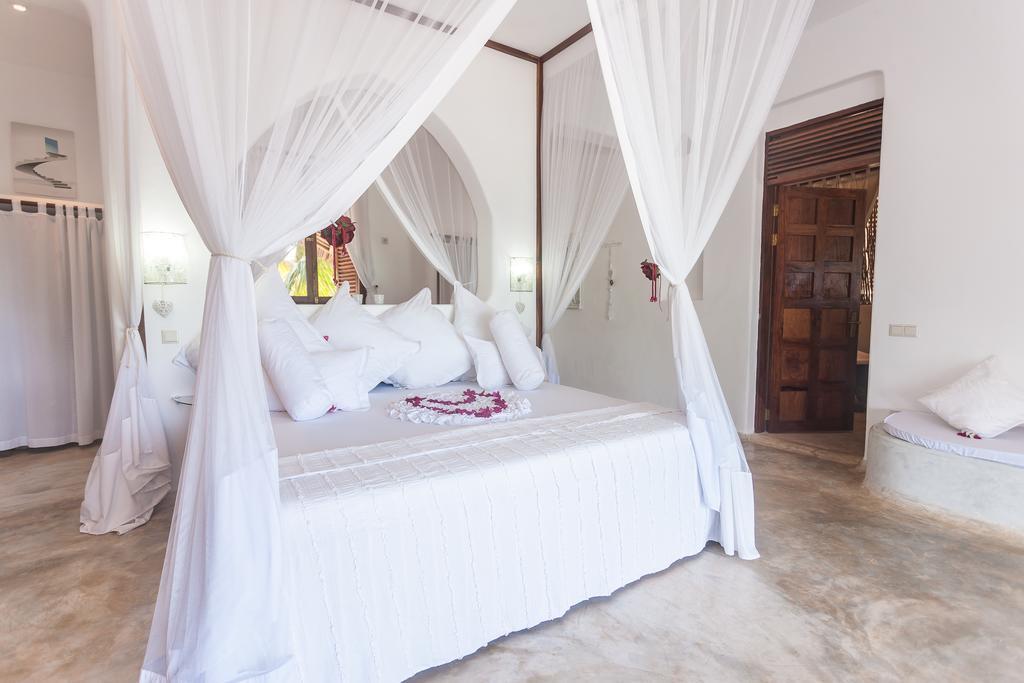 Double Room with Balcony and Sea View