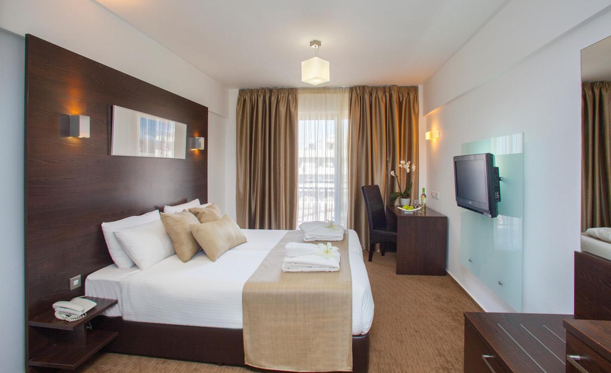 Chambre Double ou Lits Jumeaux