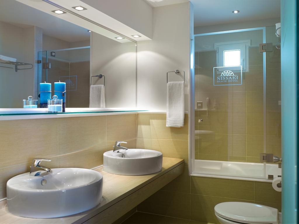 One-Bedroom Suite (2-4 Adults)