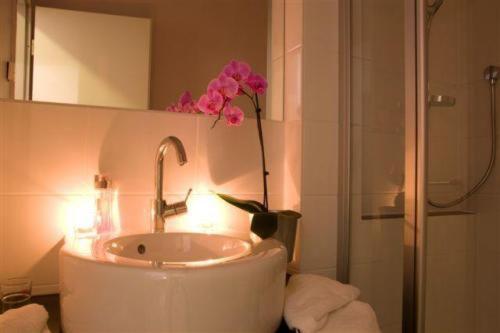 Single Room,1580400691:JPEG