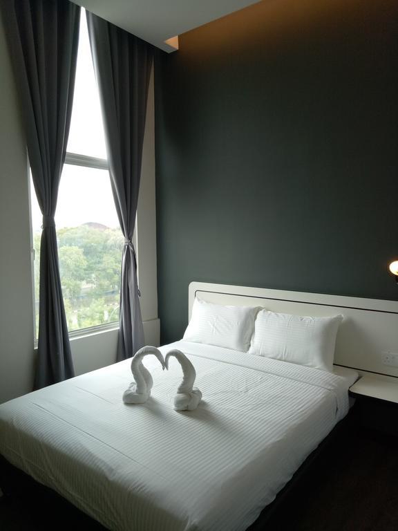 Deluxe Double Room with Window