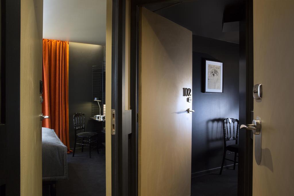 Two Adjoining Double Rooms