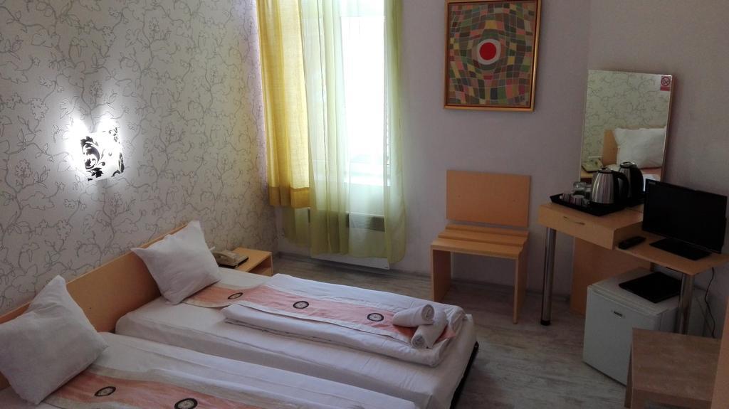 Double or Twin Room,559456755:JPEG