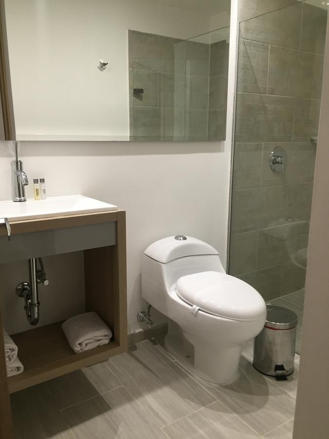 Standard Family Room,1285984588:JPEG