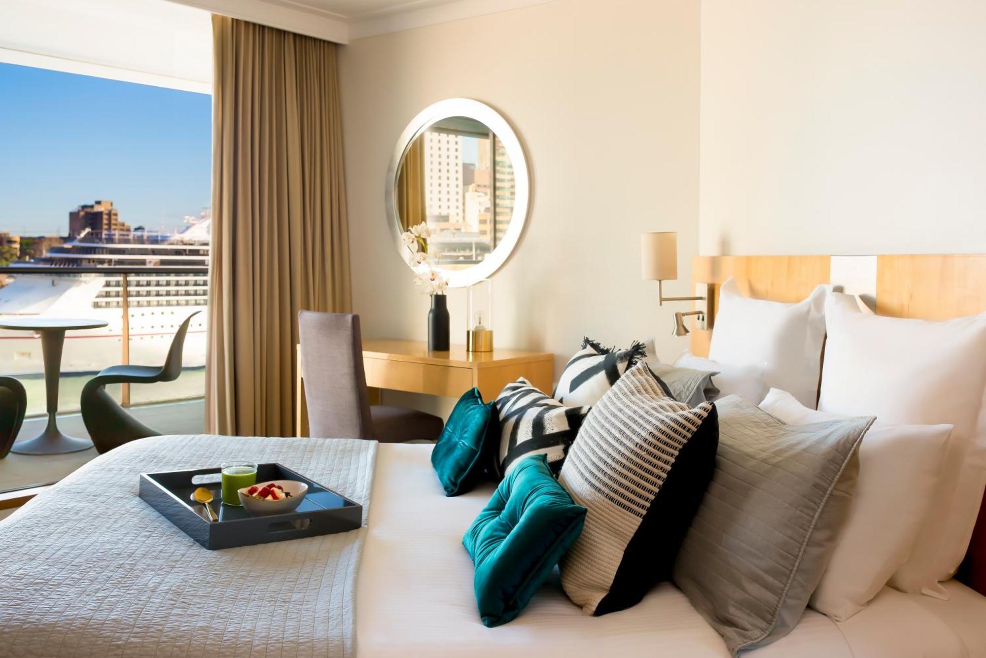 Two-Bedroom Apartment with Harbour View - Non-refurbished