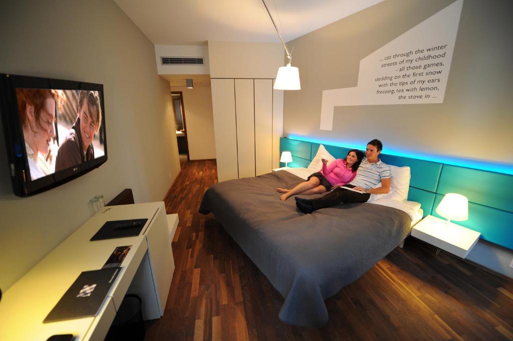 Superior Double or Twin Room,736759729:JPEG
