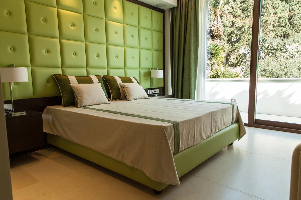Deluxe Charme Double Room with Hot Tub and Garden View