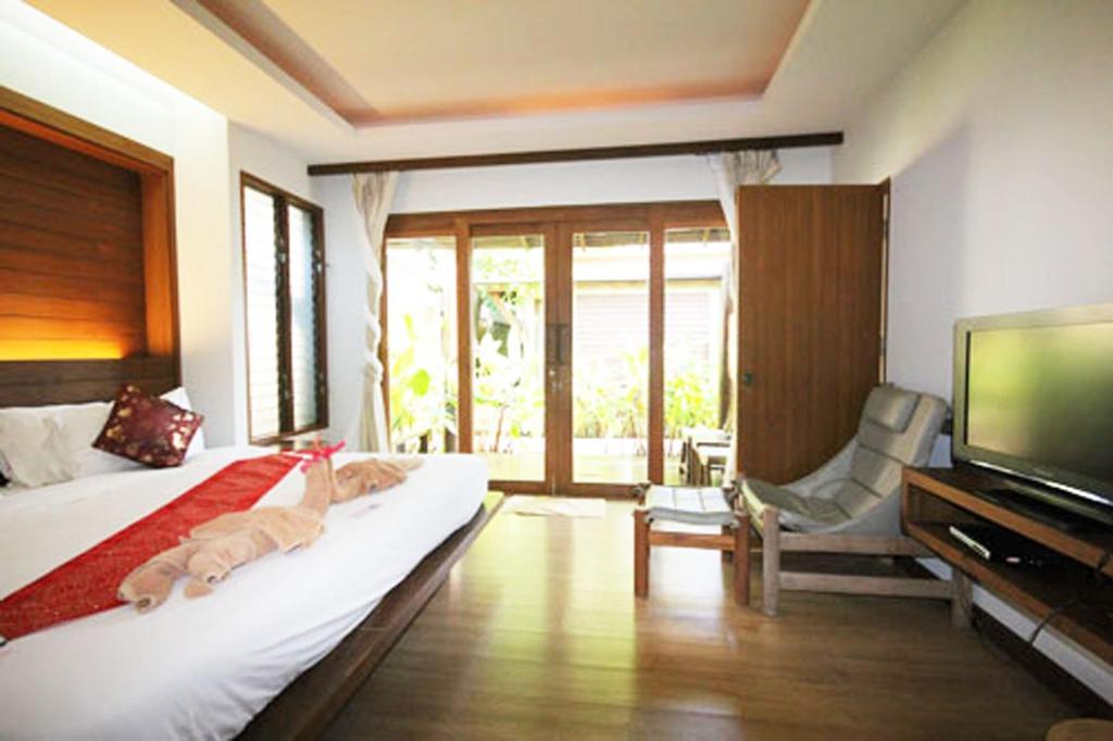 Bungalow (2 Adults)