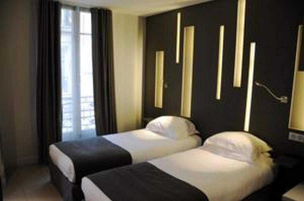 Classic Twin Room