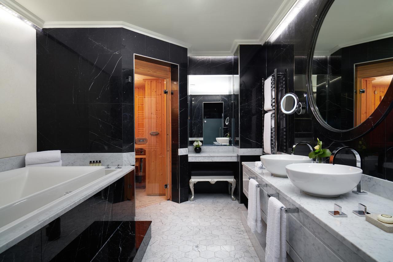 The Kings Penthouse Suite