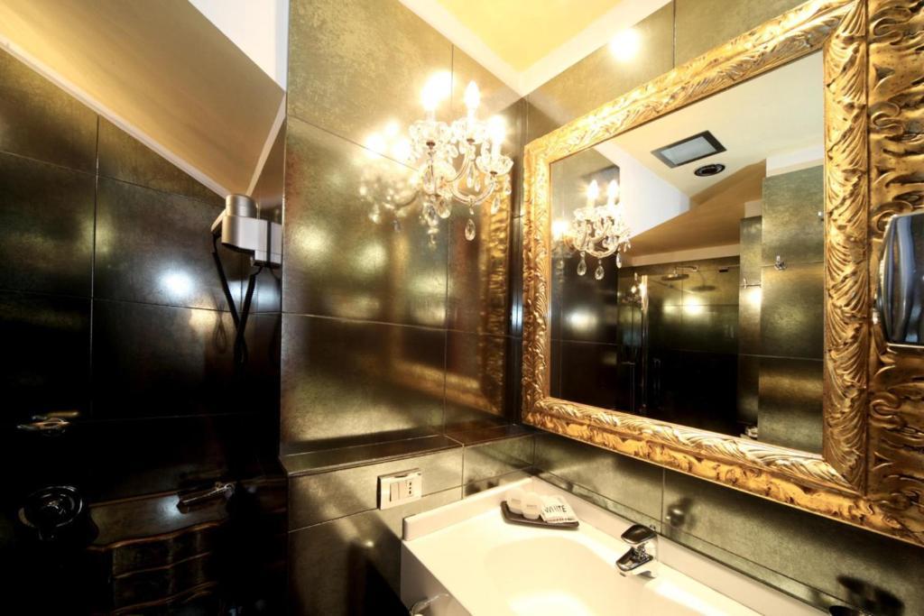 Double Room,746412194:JPEG