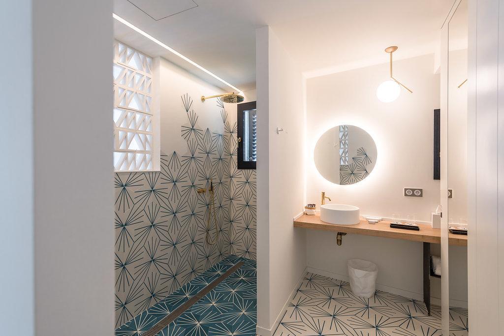 Suite with Sea View,664856319:JPEG