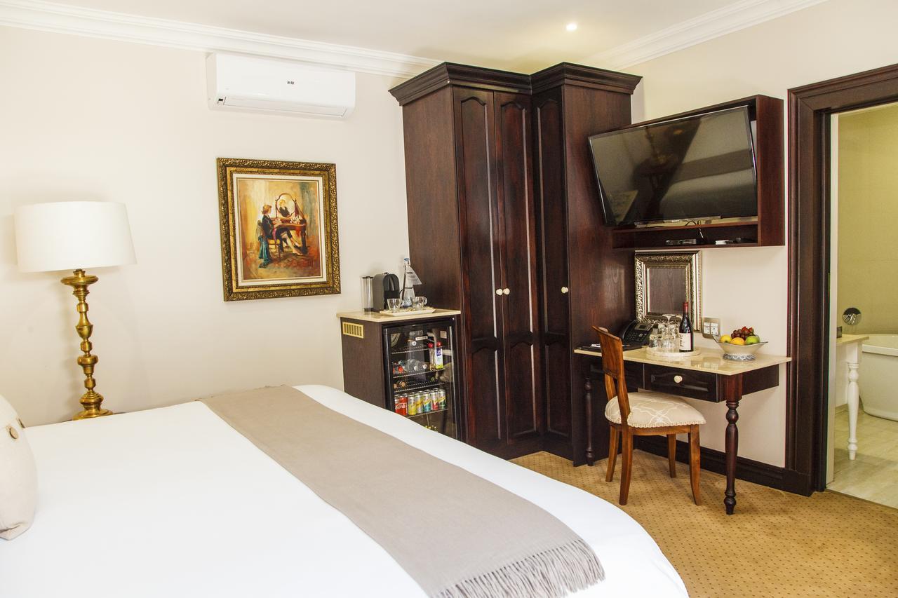 Standard Suite