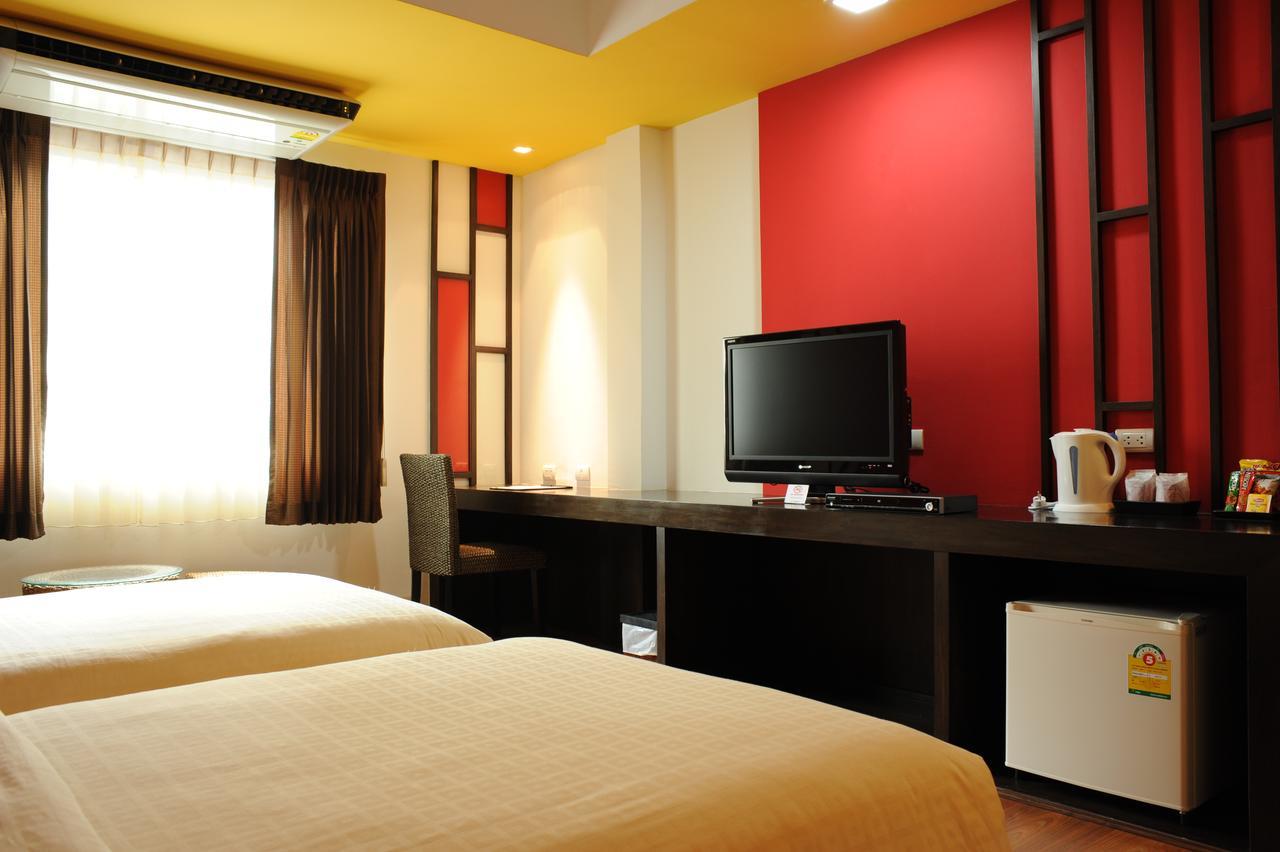 Deluxe Double or Twin Room City View