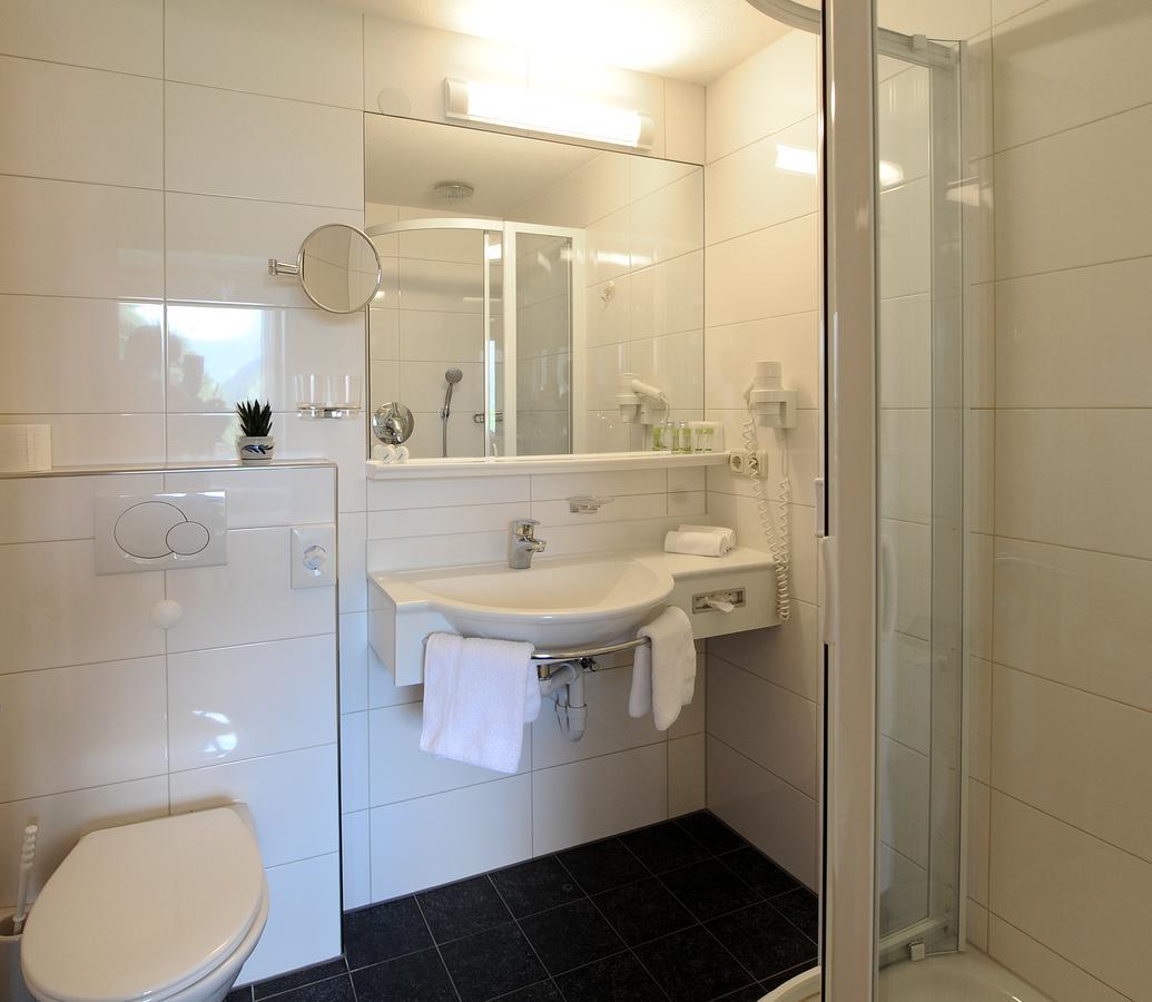 Single Room,1114126212:JPEG