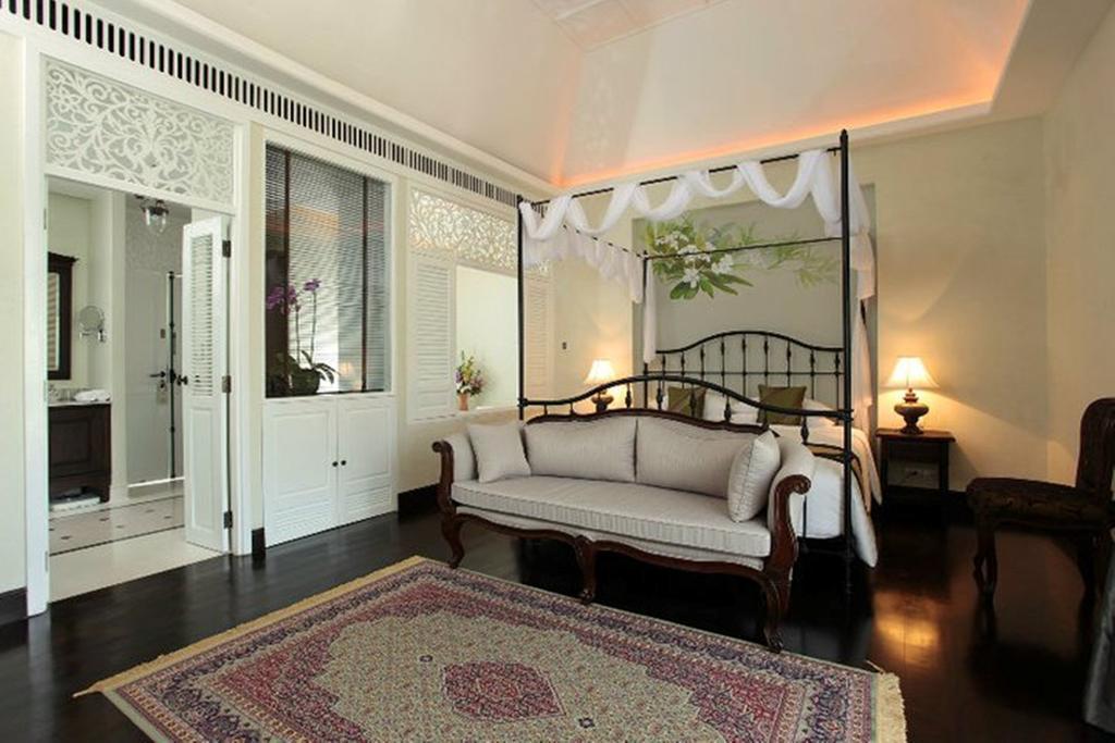Royal Grande Deluxe Room