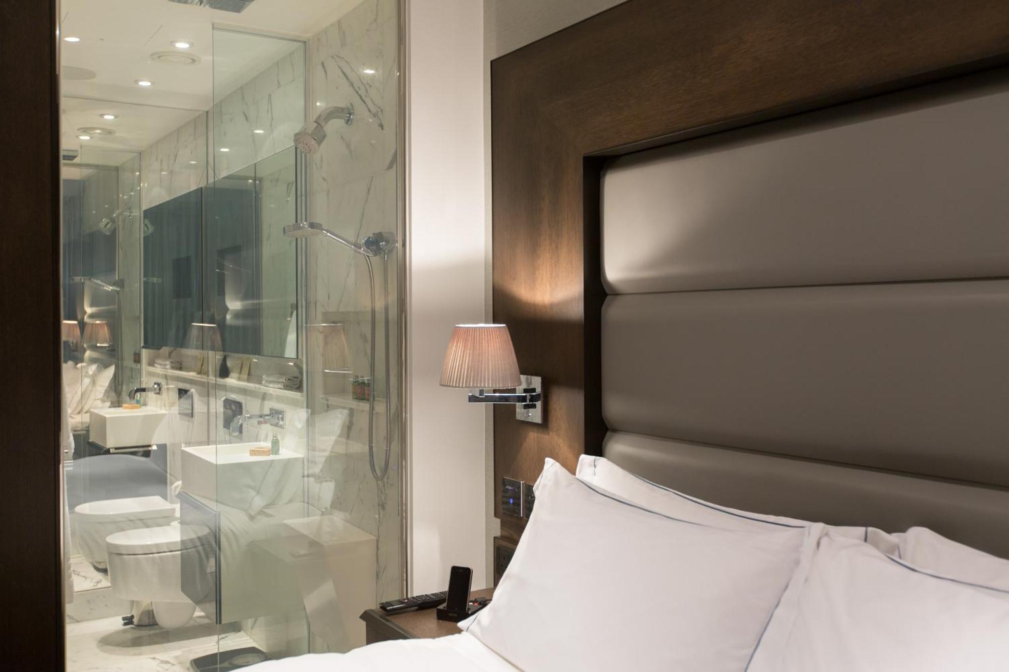 Small Queen Room