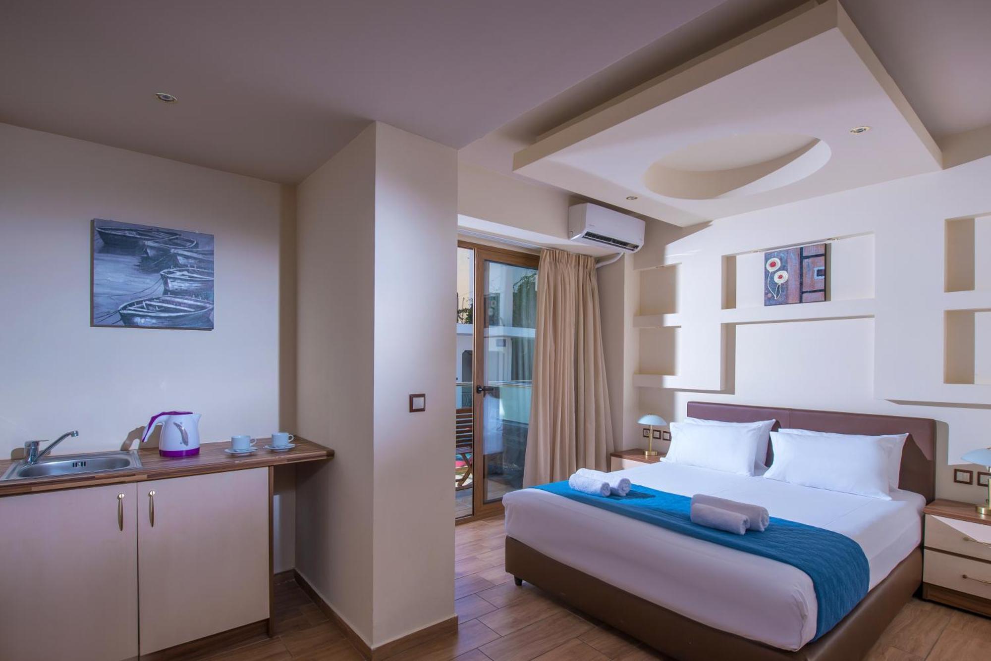 Classic Double Room Partial Sea View annex