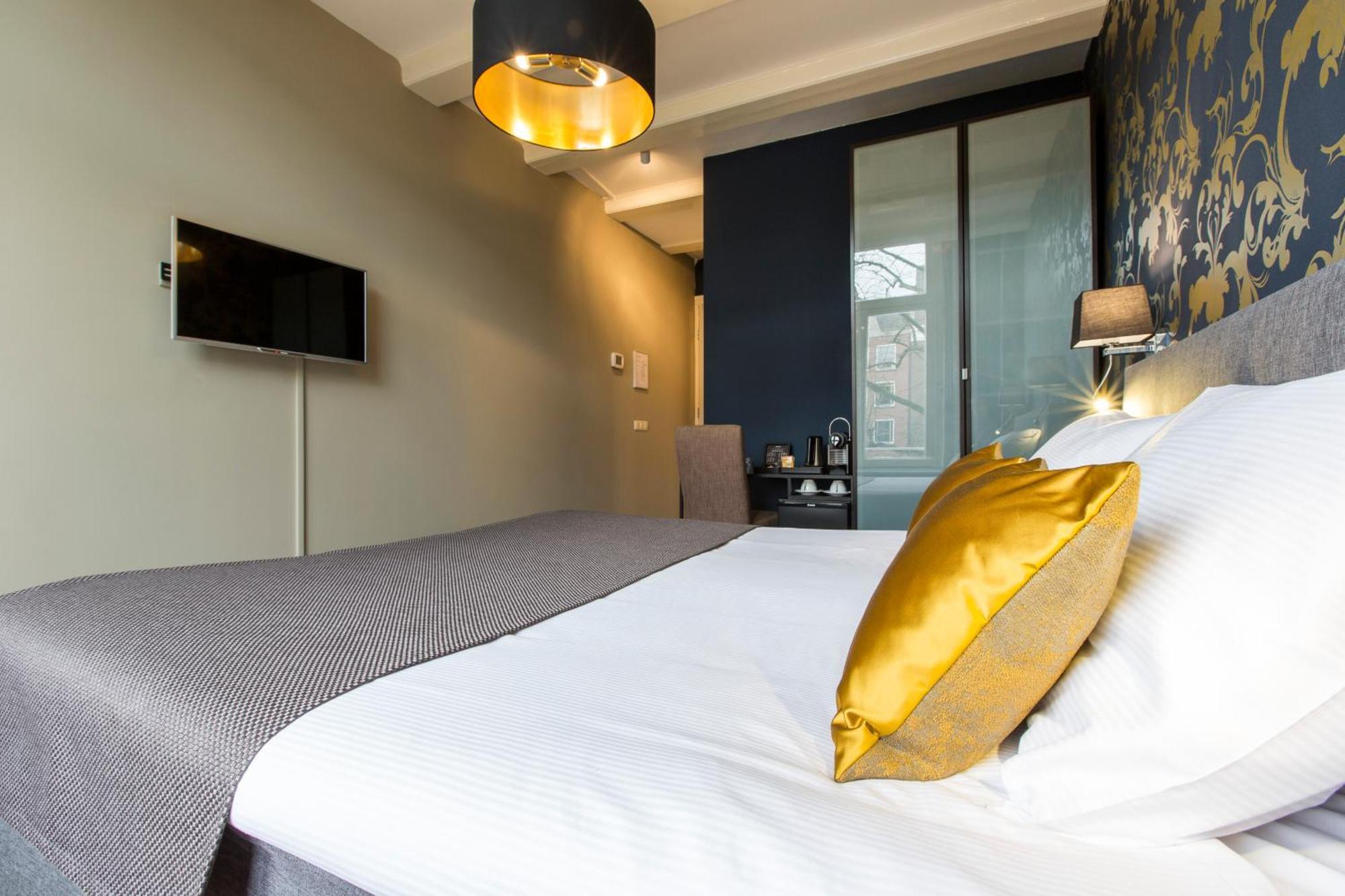 Deluxe Double Room Canal View