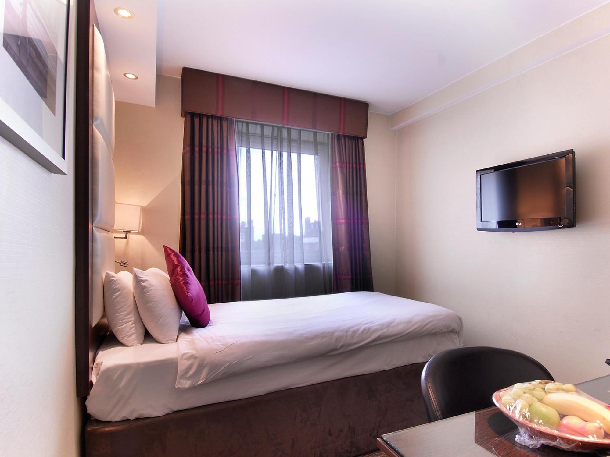 Deluxe Single Room