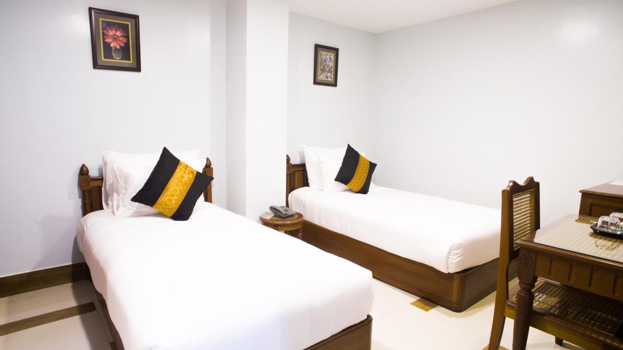 Standard Twin Room No View