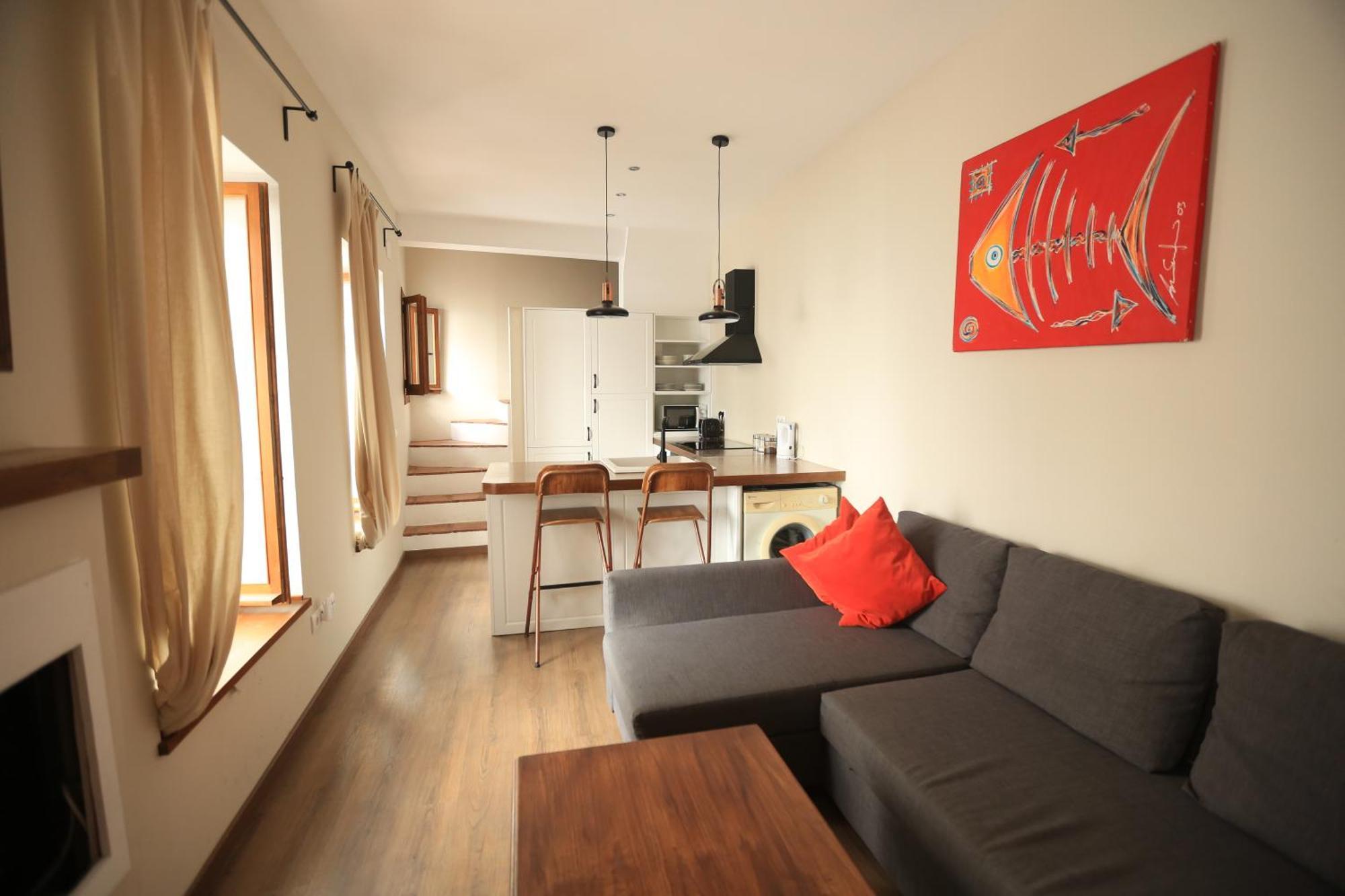 Two-Bedroom House,798728157:JPEG