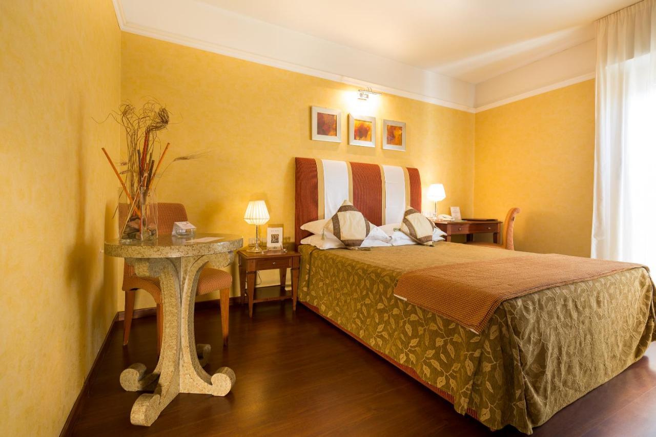 Classic Quadruple Room